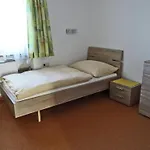 With Balcony In Hart Im Zillertaler Apartamento *