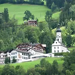 Apartamento With Balcony In Hart Im Zillertaler Fügen