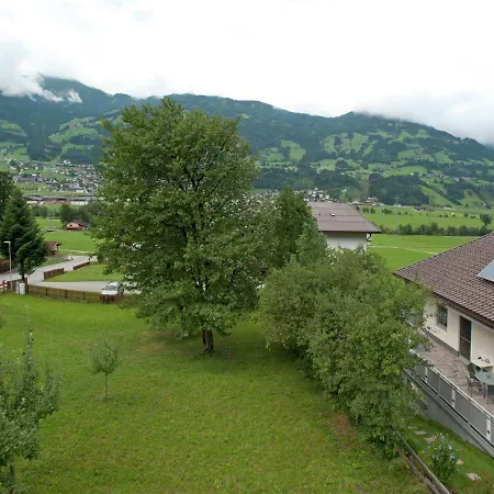 Apartment With Balcony In Hart Im Zillertaler