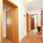 Apartman With Balcony In Hart Im Zillertaler Fügen